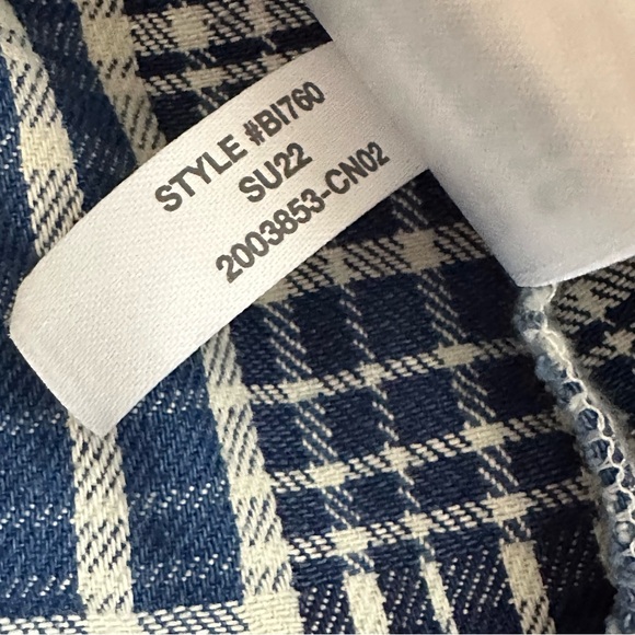 J. Crew Puff Sleeve Wrap Blouse Top Women's Small Blue Indigo Patchwork Preppy - Picture 10 of 10